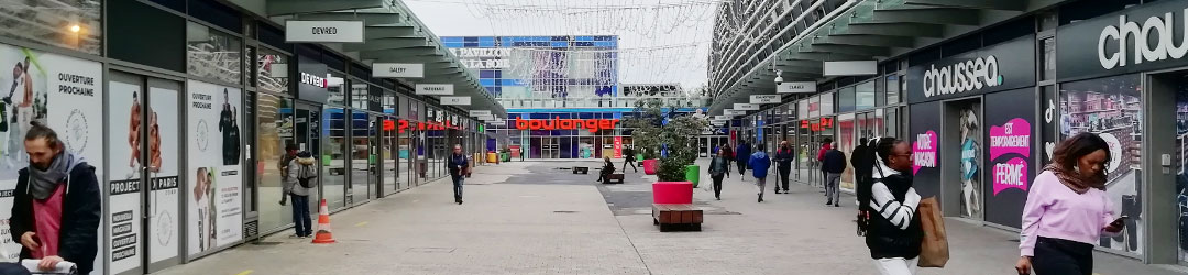 Centre commercial Carré de Soie - novembre 2022